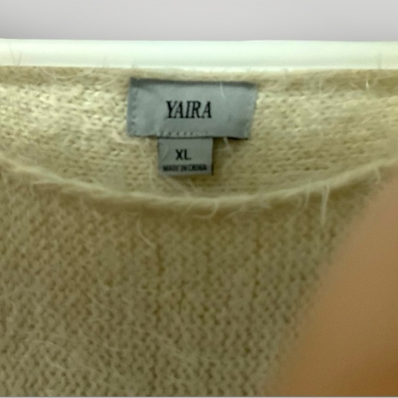 YAIRA Cream Knit Sweater SZ XL Fuzzy Round Neck Preppy Comfy Casual Women Winter - Picture 5 of 7